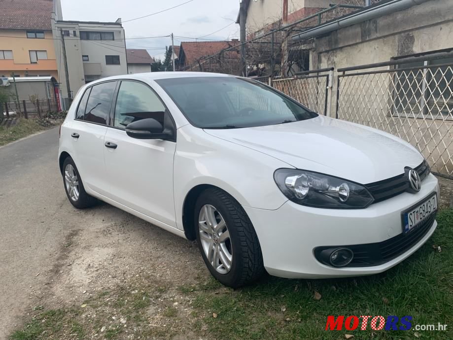 2011' Volkswagen Golf 6 1,6 Tdi photo #3