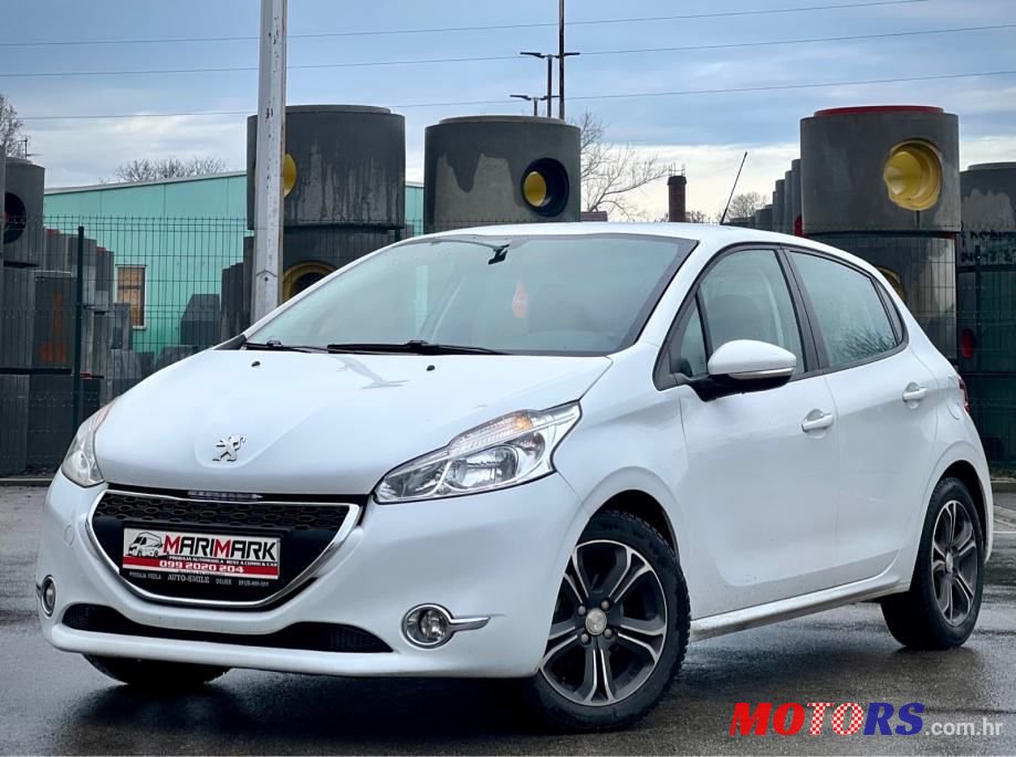 2014' Peugeot 208 photo #1