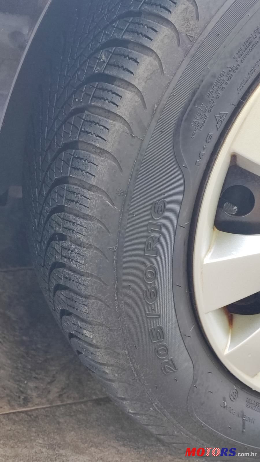 2011' Renault Laguna Grandtour 1,5 Dci photo #1