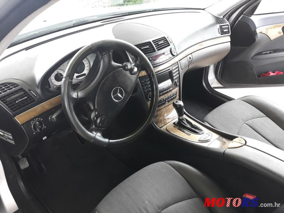 2008' Mercedes-Benz E-Klasa 280 Cdi photo #2