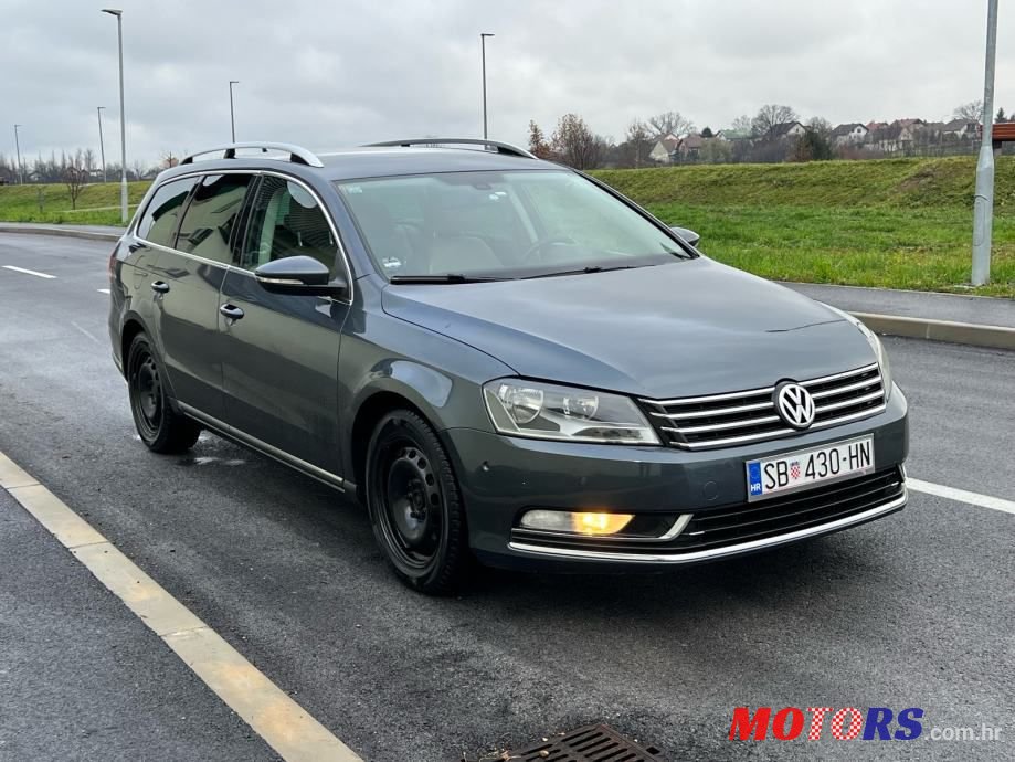 2014' Volkswagen Passat Variant photo #3