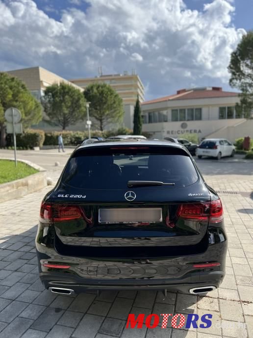 2020' Mercedes-Benz GLC 220 D 4Matic photo #4