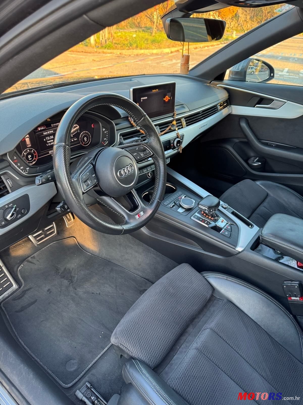 2016' Audi A4 Avant photo #4