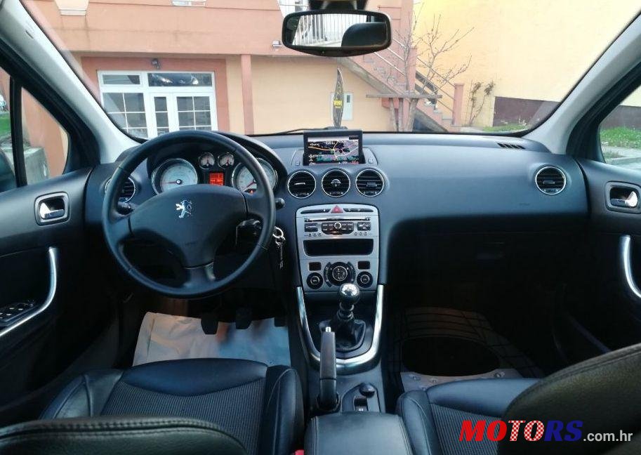 2009' Peugeot 308 Sw 2,0 Hdi photo #1