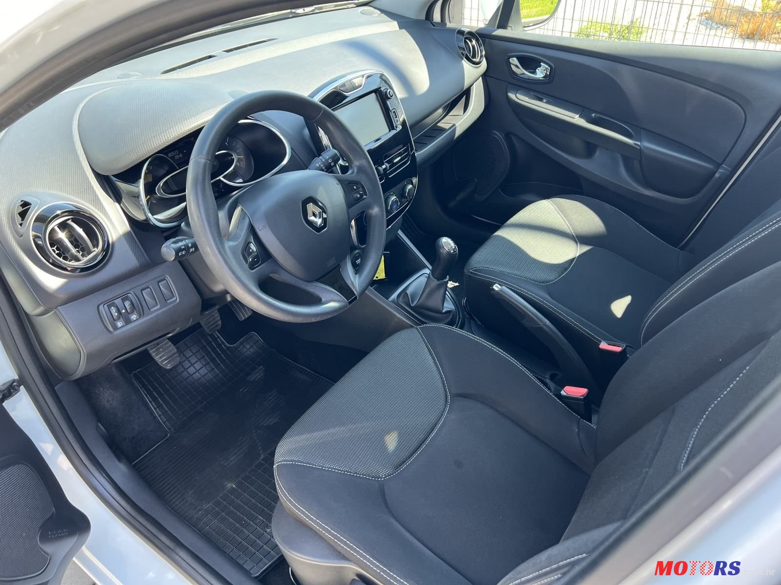 2014' Renault Clio Dci 90 photo #6