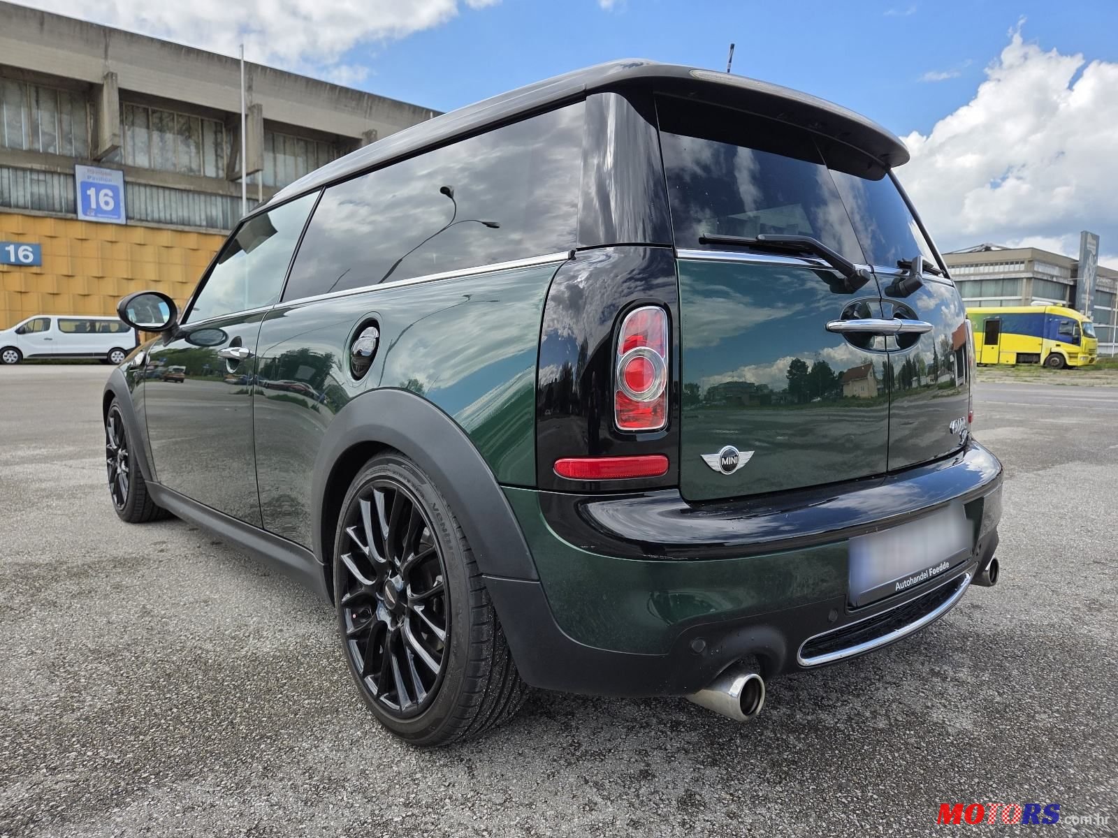 2012' MINI Clubman Cooper Sd photo #5
