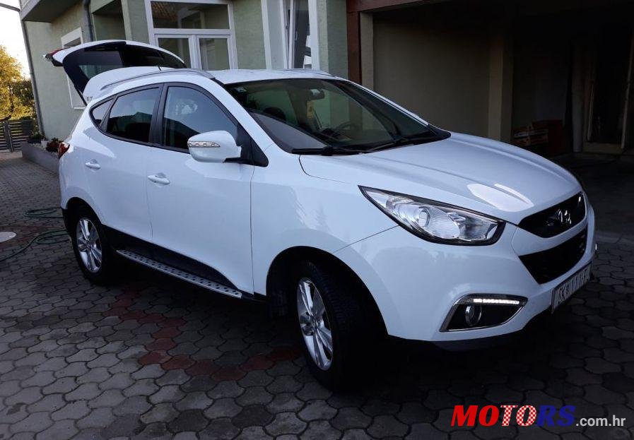 2011' Hyundai ix35 2,0 Crdi photo #1