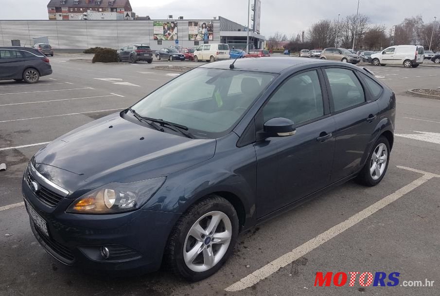 2010' Ford Focus 1,6 photo #1