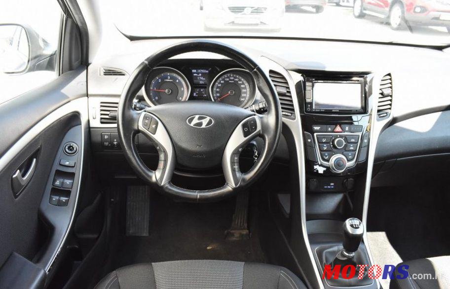 2015' Hyundai I30 1.4 Crdi Ilike, Alu, Bt, photo #2