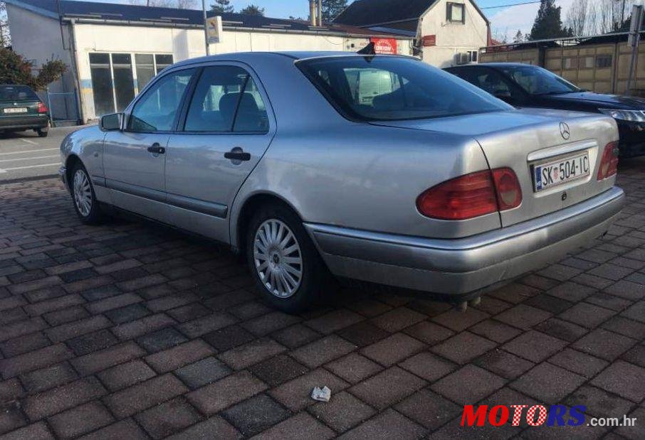 1997' Mercedes-Benz E-Klasa 290 Td Classic photo #1