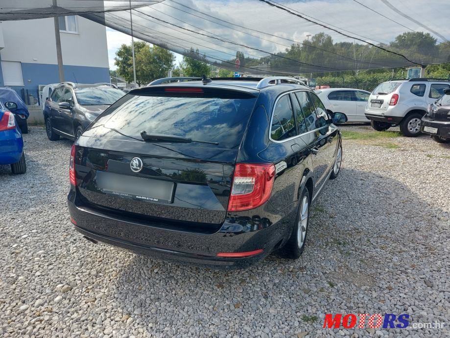 2014' Skoda Superb Combi photo #5