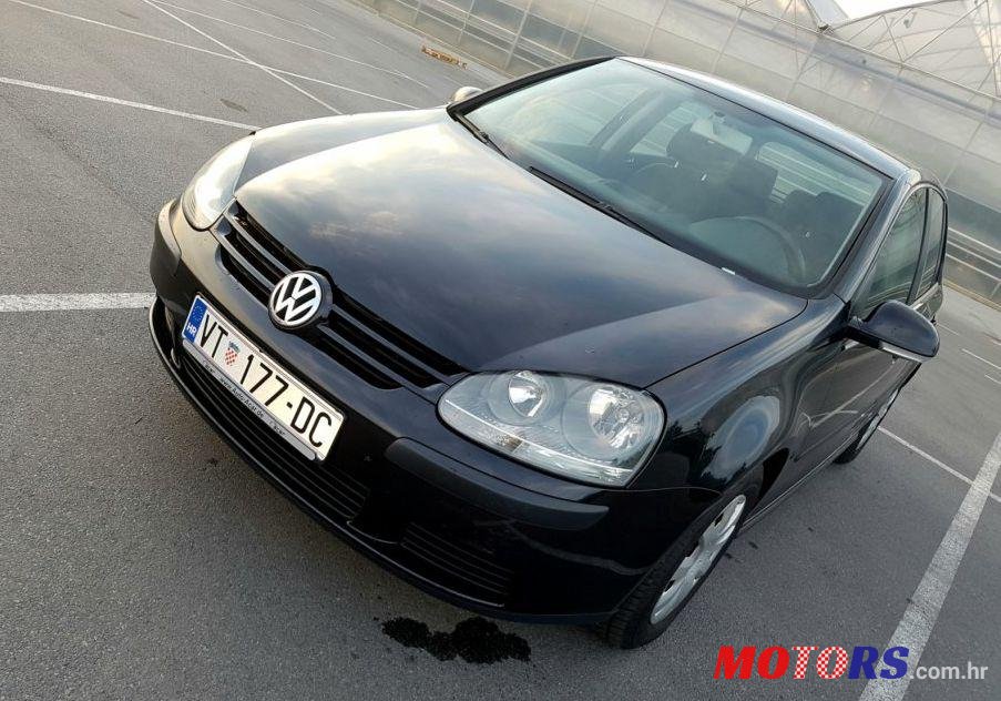 2004' Volkswagen Golf V 2,0 Sdi photo #1