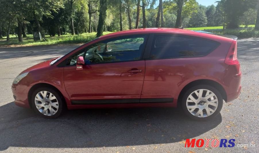 2006' Citroen C4 1,6 16V photo #1