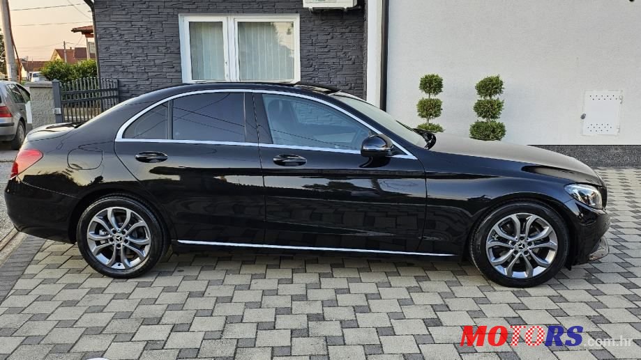 2017' Mercedes-Benz C-Klasa 200 D photo #6