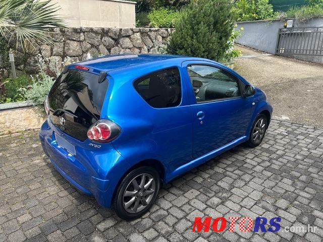 2011' Toyota Aygo 1,0 Vvt-I photo #5