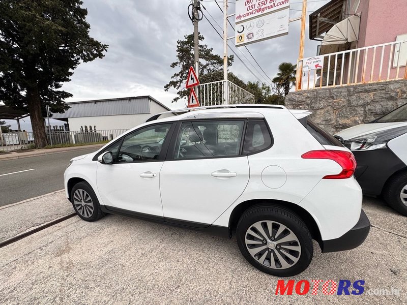 2014' Peugeot 2008 1,6 E-Hdi photo #5