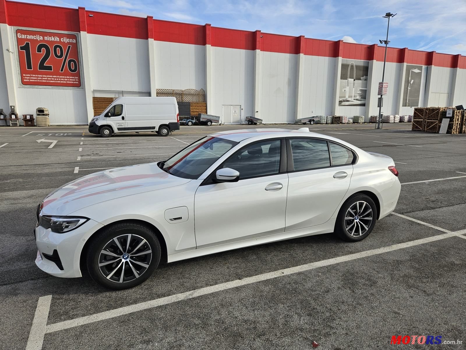 2021' BMW Serija 3 320E photo #1