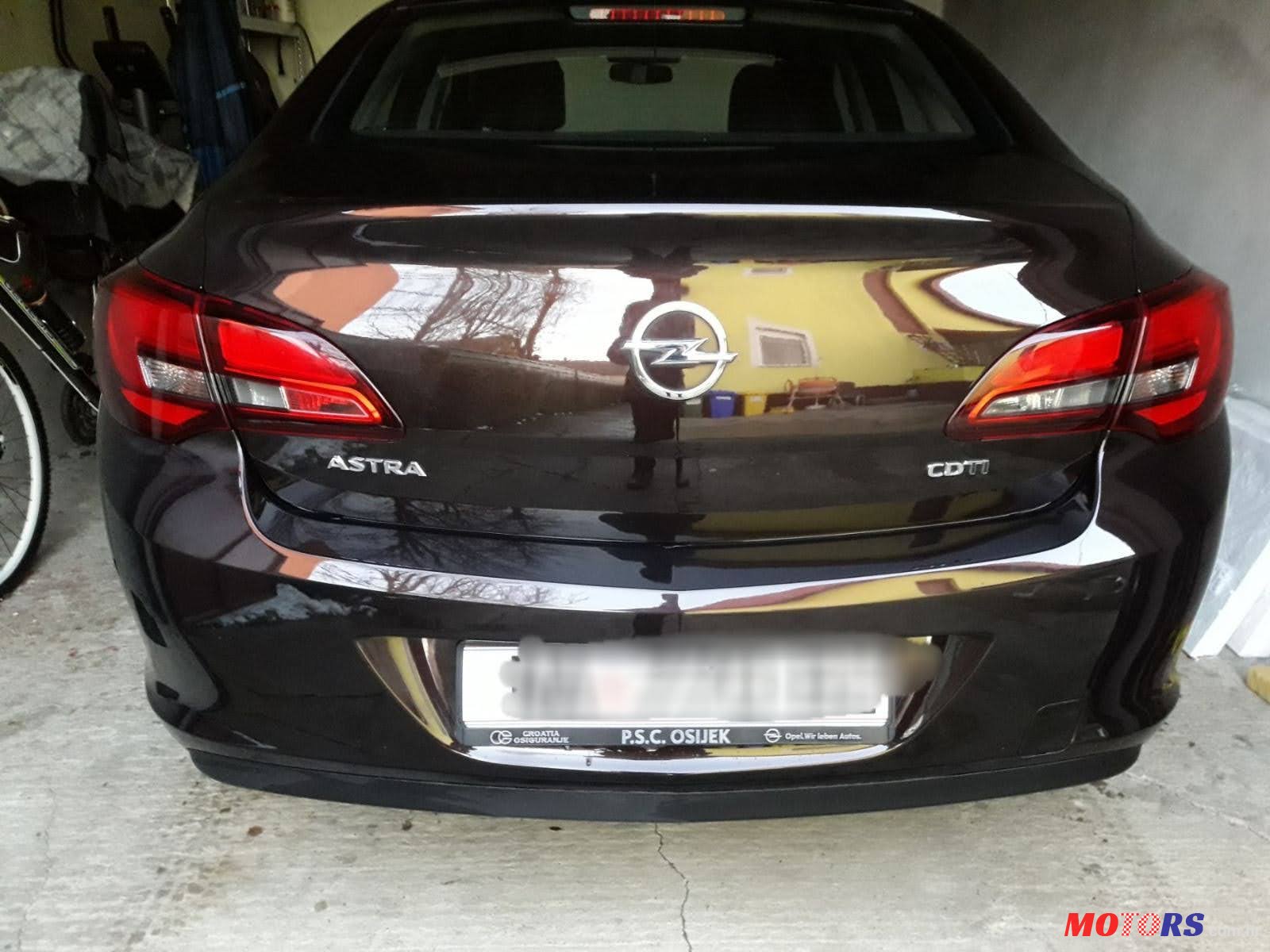 2016' Opel Astra 1,6 CDTI photo #1