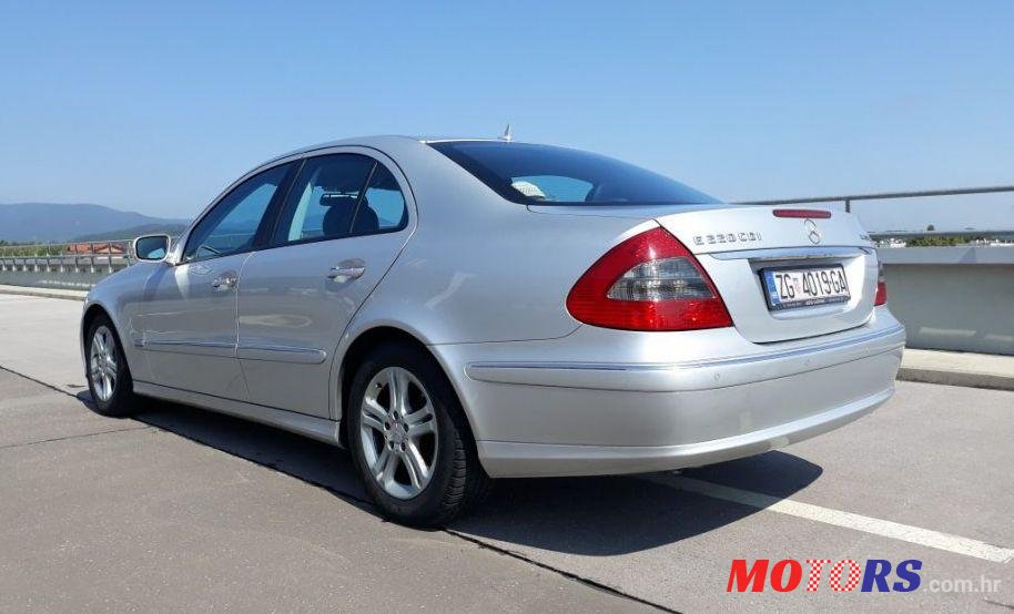2007' Mercedes-Benz E-Klasa 220 Cdi photo #2