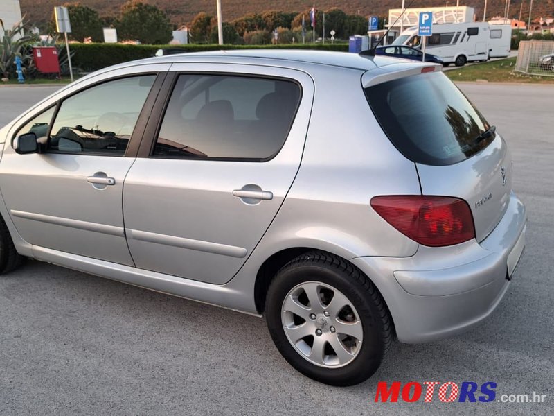 2004' Peugeot 307 1,4 Hdi photo #6