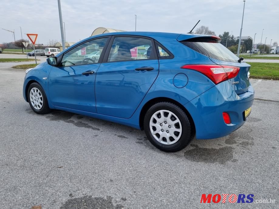 2013' Hyundai i30 1,4 Crdi photo #3
