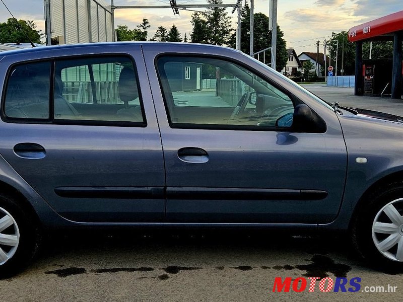 2008' Renault Clio 1,2 photo #3
