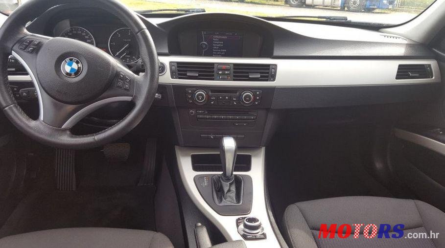 2012' BMW Serija 3 Touring 318D photo #2