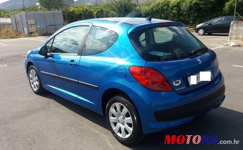 2007' Peugeot 207 photo #2