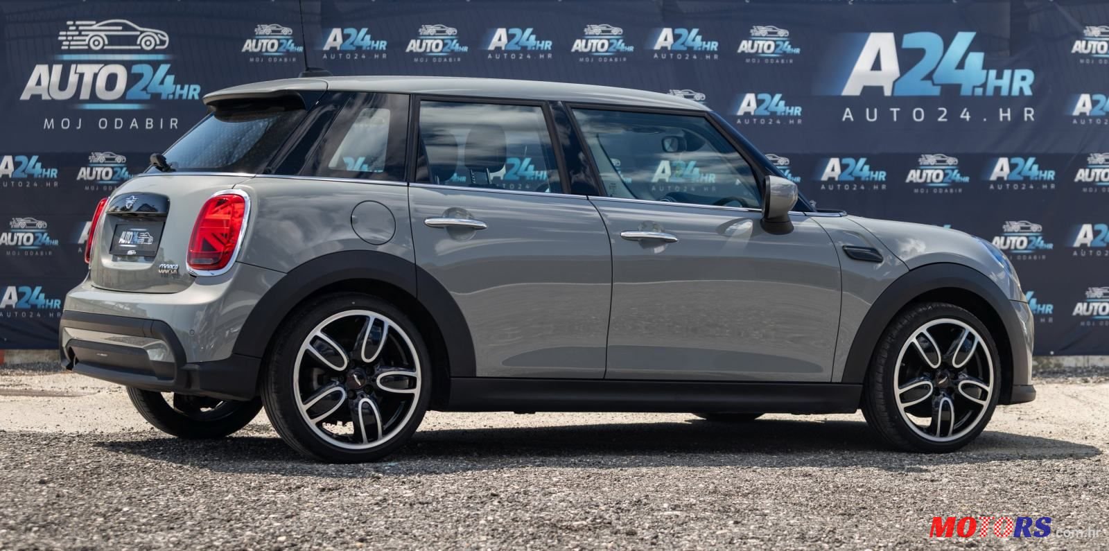 2022' MINI Cooper 1.5 photo #4