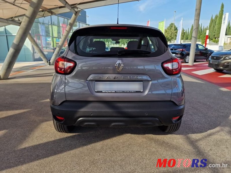 2019' Renault Captur Dci photo #4