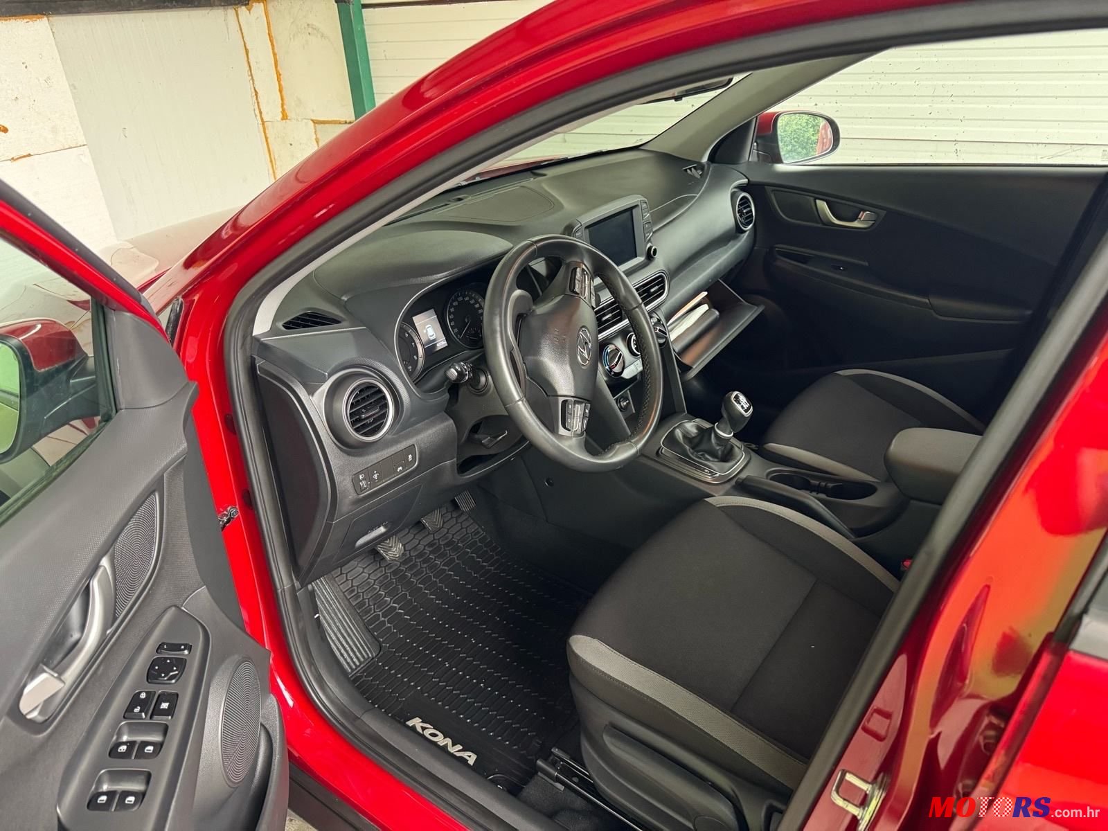 2020' Hyundai Kona 1,0 T-Gdi photo #5