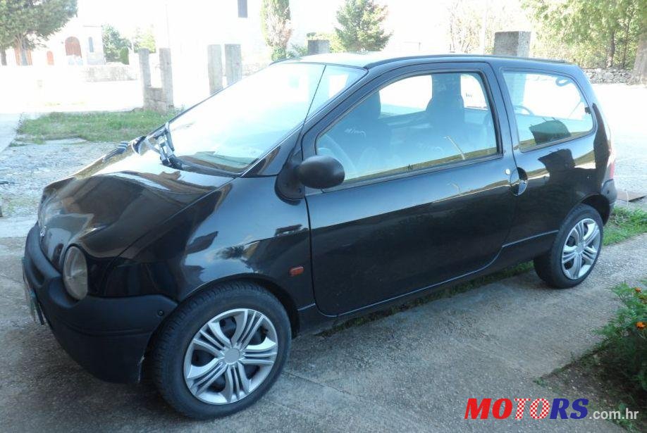 2002' Renault Twingo 1,2 photo #1