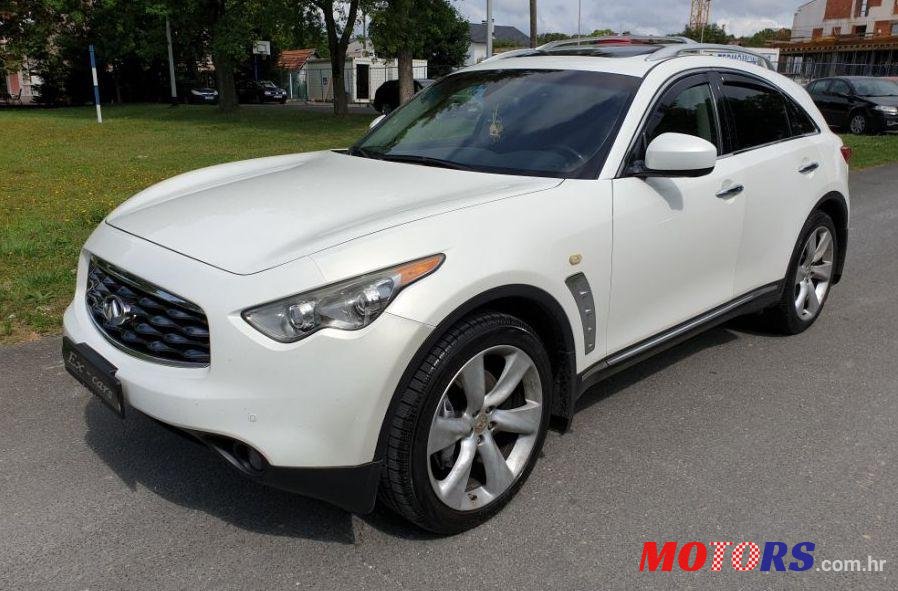 2008' Infiniti Fx50 V8 Sport photo #1