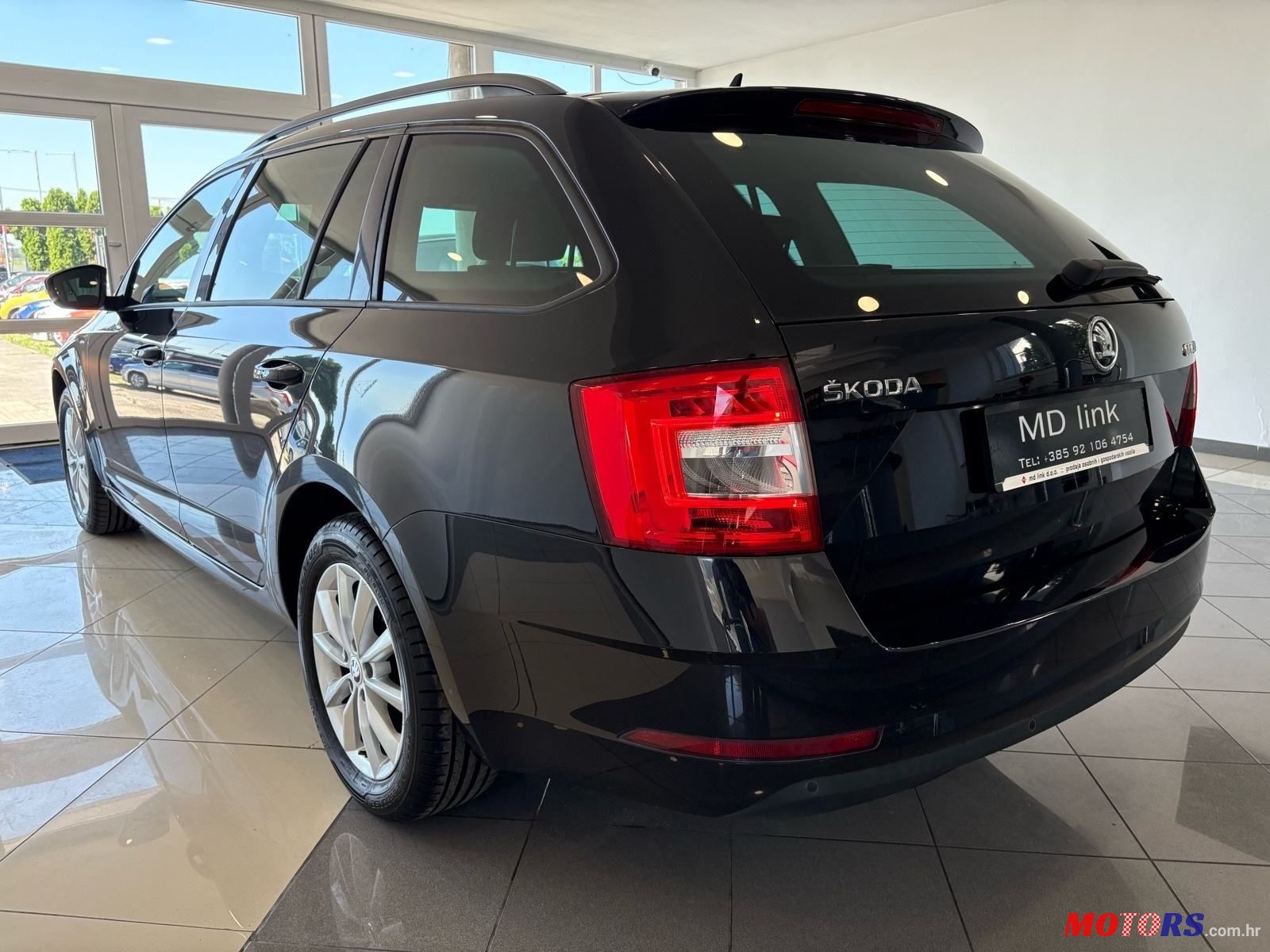 2018' Skoda Octavia Combi photo #4