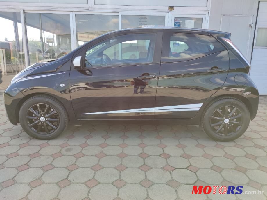 2017' Toyota Aygo photo #4