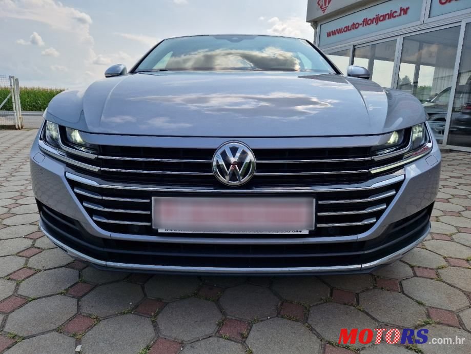 2018' Volkswagen Arteon 2,0 Tdi photo #2