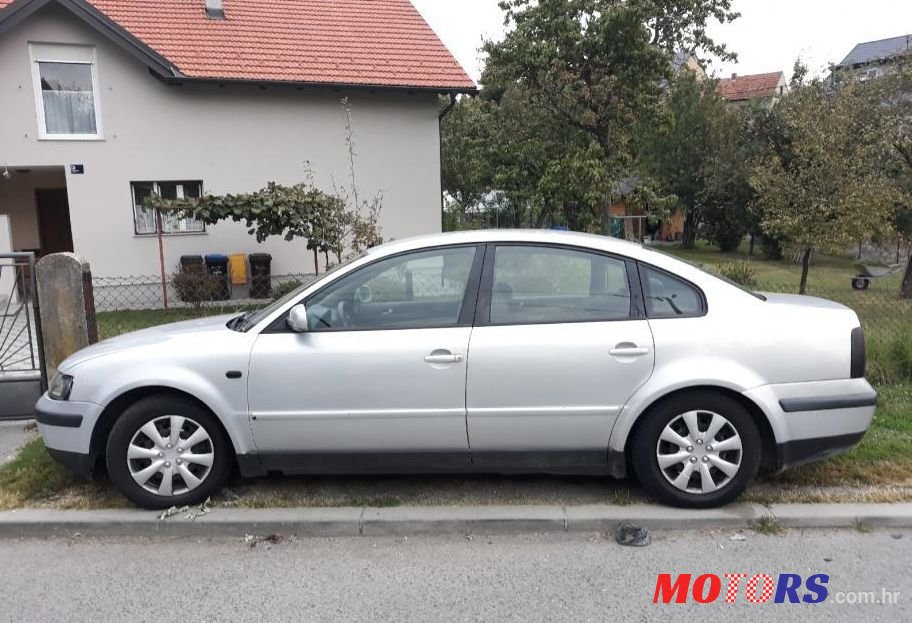 1999' Volkswagen Passat 1,9 Tdi photo #1