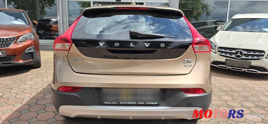 2014' Volvo V40 Cross Country 1.6 photo #5