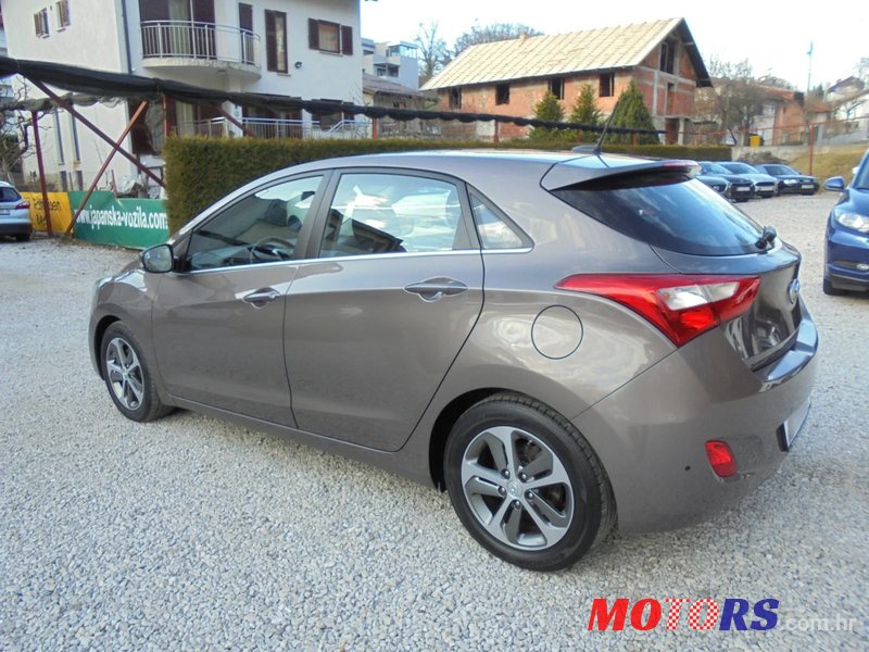 2015' Hyundai i30 1,6 Crdi photo #6