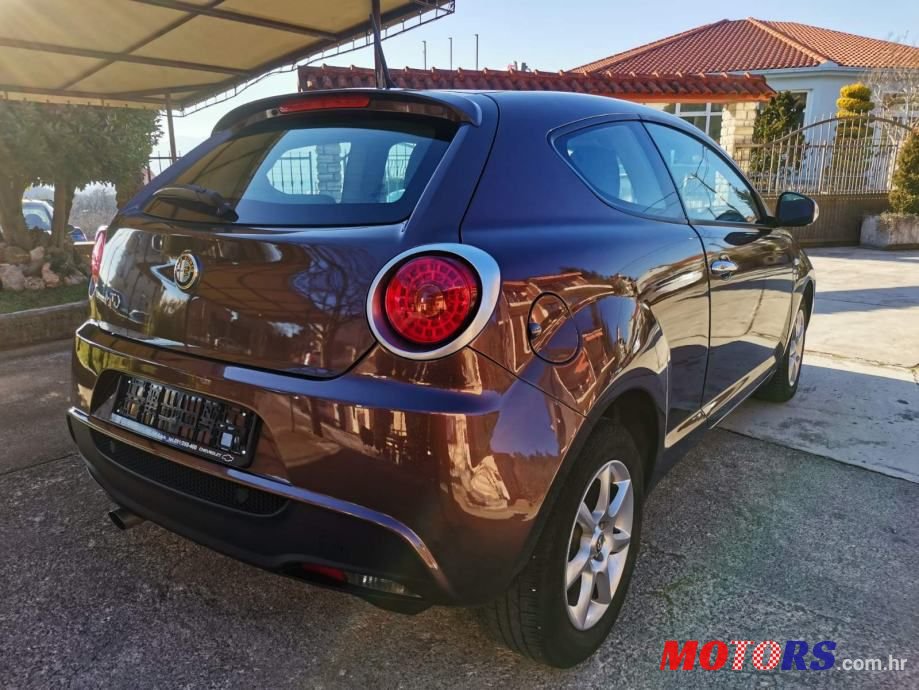 2011' Alfa Romeo MiTo 1,3 Jtdm photo #5