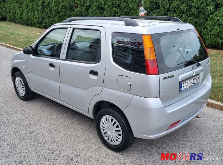 2007' Suzuki Ignis photo #6
