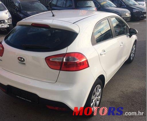 2013' Kia Rio Sport 1,2 Ex photo #2