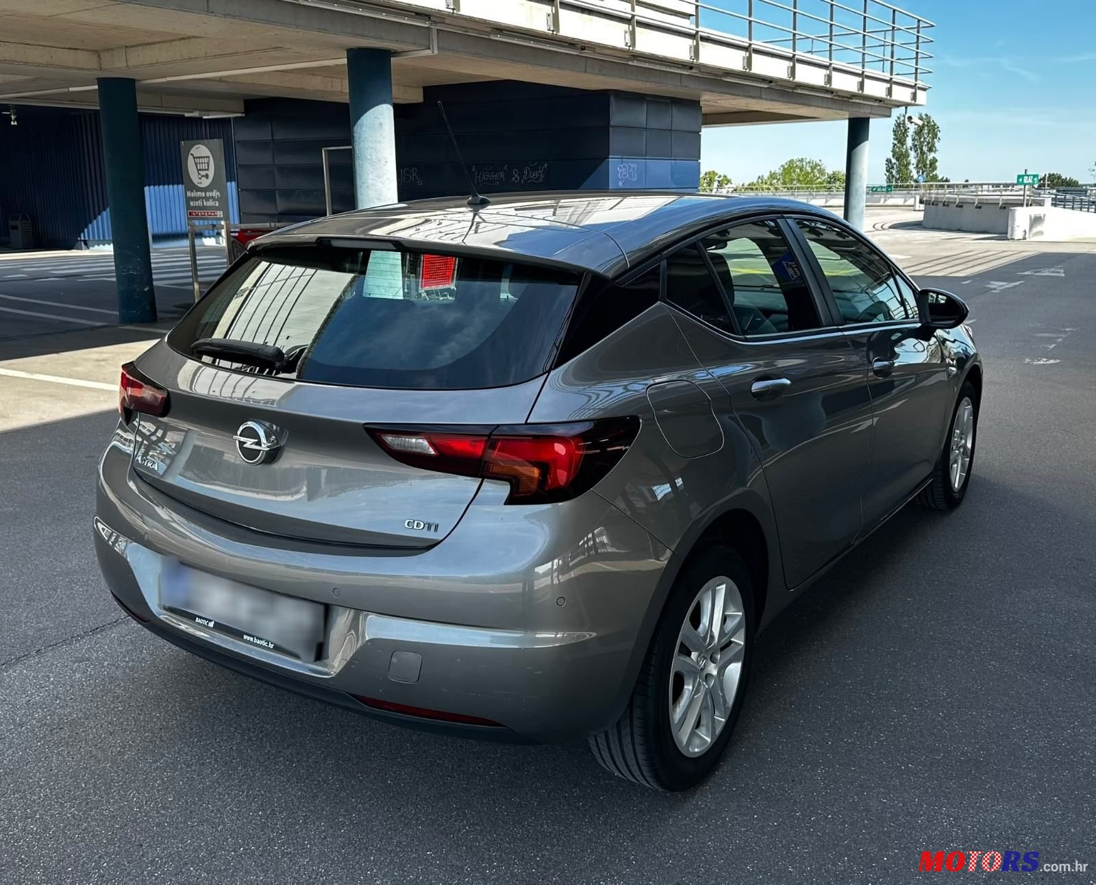 2016' Opel Astra 1.6 Cdti photo #5