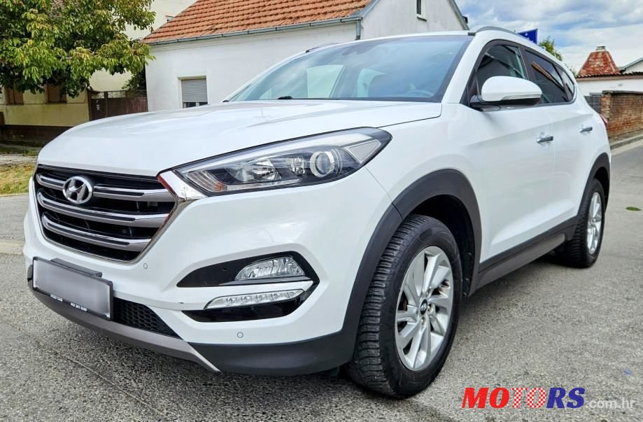 2016' Hyundai Tucson 1.7 Crdi photo #3
