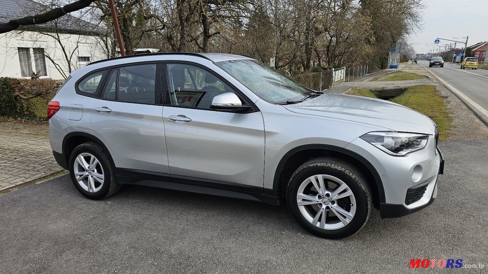 2017' BMW X1 Sdrive18D photo #3