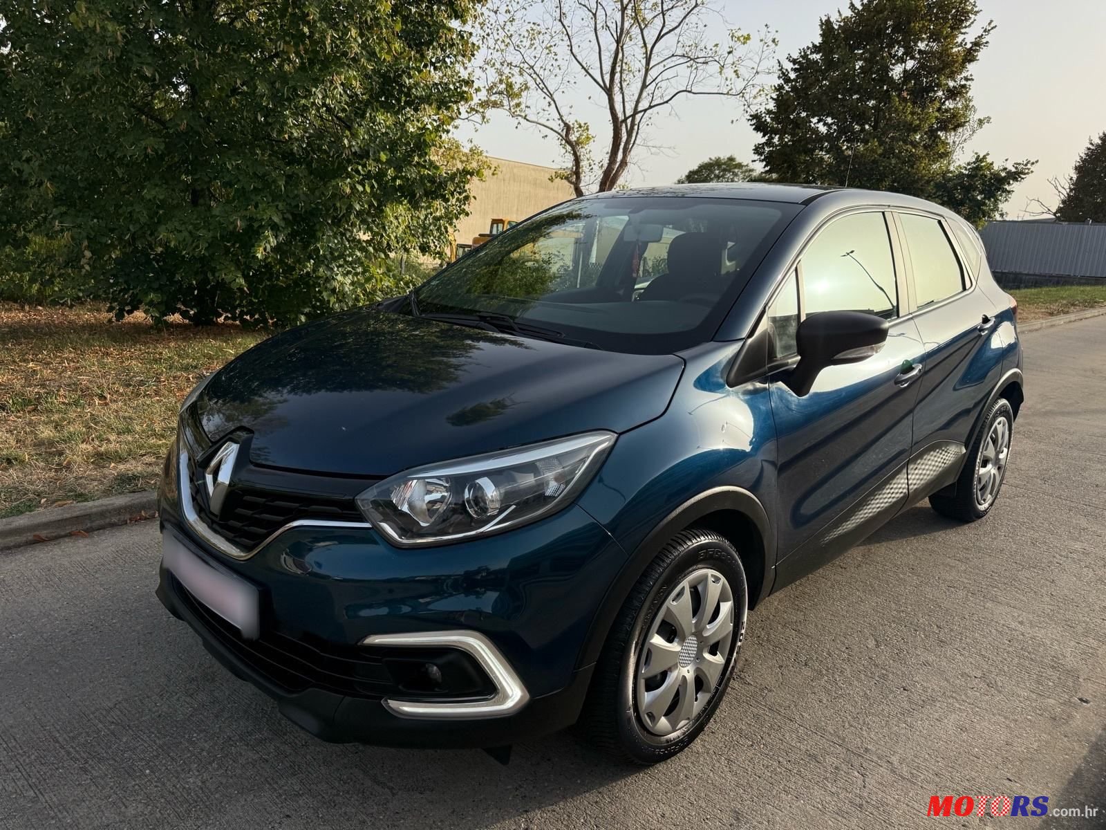 2019' Renault Captur Tce photo #1
