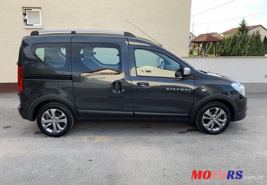 2015' Dacia Dokker 1,5 Dci 90 photo #1
