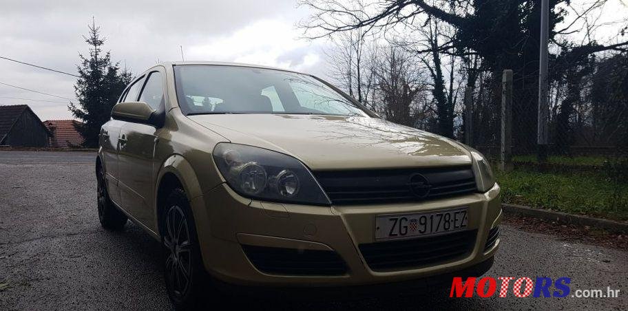 2005' Opel Astra 1,4 photo #1