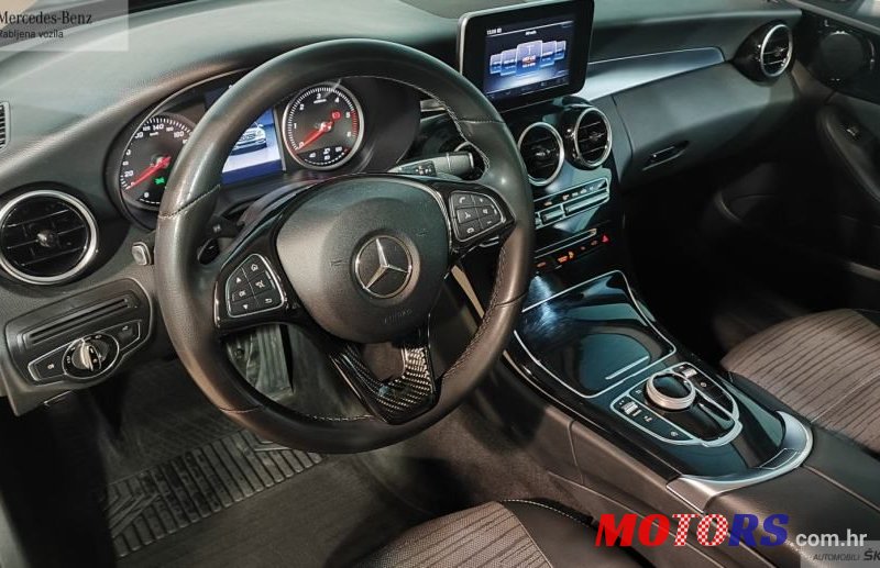 2016' Mercedes-Benz C-Klasa photo #4