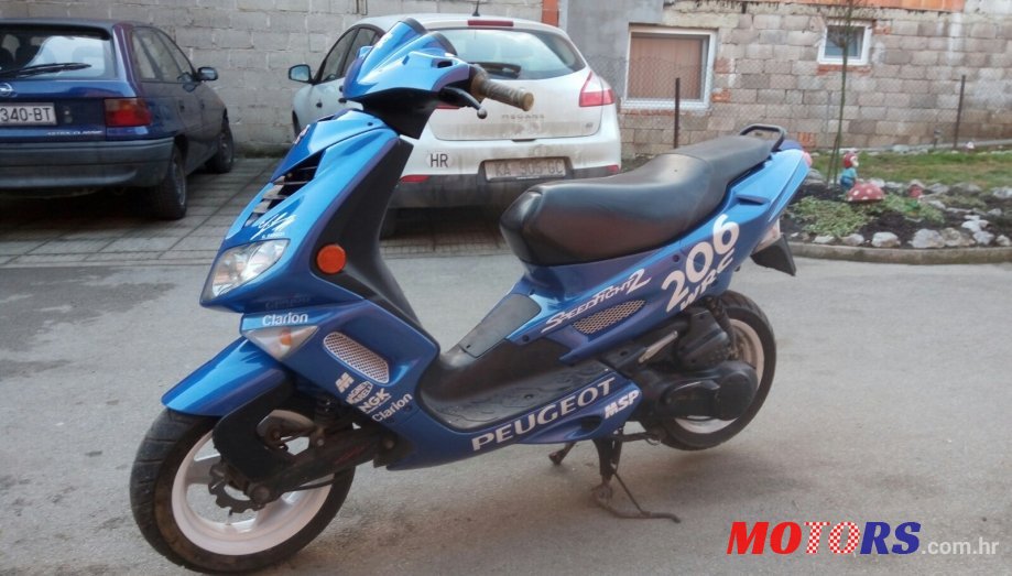 2000' Peugeot photo #1